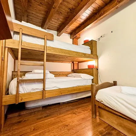 Cal Fontcitrana, Casa De Montana リヴィア